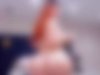 Live cam show with Mandy Bunny - Tease Curvy on Hubzter Live