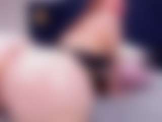 Show de cam en vivo con Mandy Bunny - Asshole Toys en Camsoda