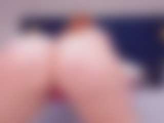 Live-Cam-Show mit Mandy Bunny - Spank Red Hair auf Camsoda