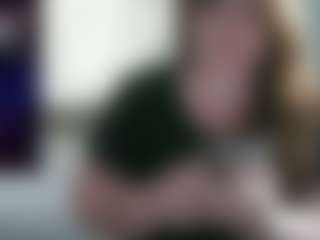 Live cam show with pamelapassion - Shaved Pussy on Camsoda