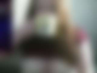 Live cam show with pamelapassion - Big Tits MILF on livesuperchat.net