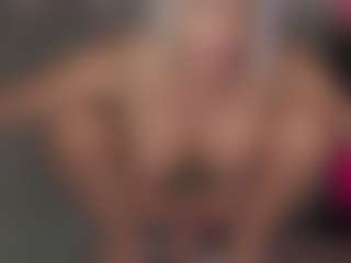 Live cam show with vickysecret - Spank Blonde Hair on milfzrlive.com