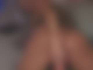 Live cam show with vickysecret - Blue Eyes on chickslive.net