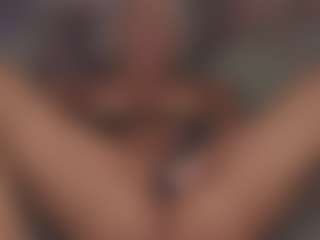 Live cam show with vickysecret - Blonde Hair on 1on1-livenow