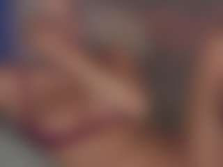 Live cam show with vickysecret - Blonde Hair on Milfs Live