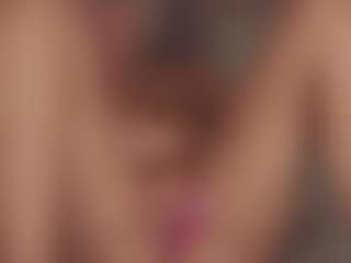 Live cam show with vickysecret - Spank on xDating