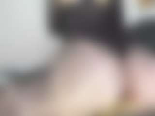 Emmily's Live Sex Cam Show