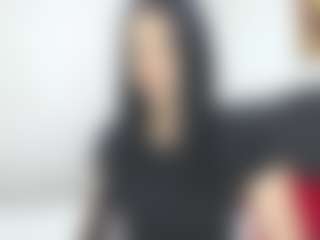 Live cam show with Emmily - Small Tits on Chatstar