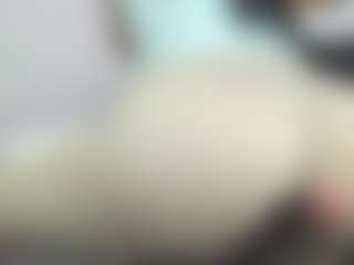 Live cam show with Emmily - Athletic Fetish on Dolls Live