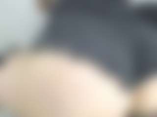 Emmily's Live Sex Cam Show