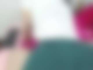 Live cam show with Emmily - Tattoos on slutload