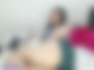 Emmily's Live Sex Cam Show