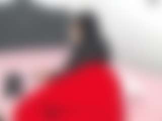 Live cam show with Emmily - Sexwebcam Teen (18+) on livesuperchat.net