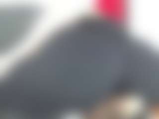 Live cam show with Emmily - Shaved Pussy on ObeyMaria