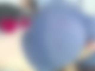 Live cam show with Emmily - Cosplay Lovense on Livezox