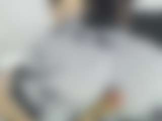 Live cam show with Emmily - Camel Toe on liverealitysex.com
