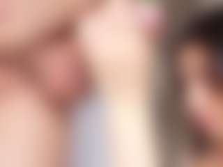Live cam show with violettaandtomas7 - Cum On Pussy on AdultVida.com