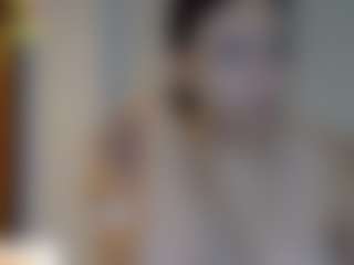 Live cam show with Erika Rika - Middle Aged on hotwifechat.live