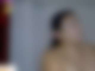 Live cam show with Erika Rika - Shaved Pussy Mature on Mixed Magazine Live