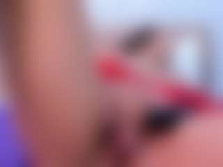Live cam show with LUNALEEE - Dildo on xDating