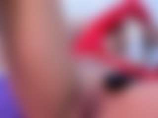 LUNALEEE's Live Sex Cam Show