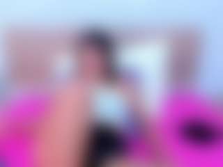 LUNALEEE's Live Sex Cam Show