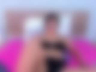 LUNALEEE's Live Sex Cam Show