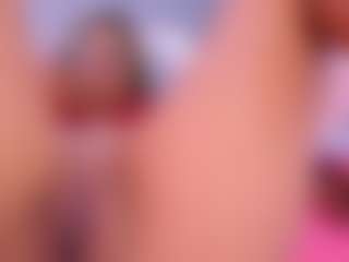 Live cam show with LUNALEEE - Bikini on Dolls Live