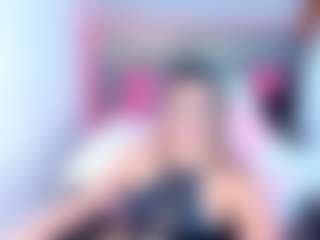 Live cam show with LUNALEEE - Eating Pussy on Gym Cam Girls