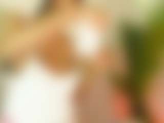 Live cam show with valery-swan - Granny on CamwithHer