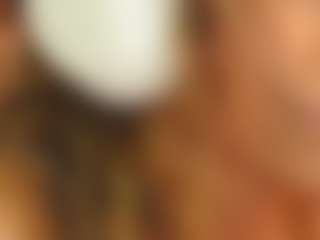 valery-swan MILF webcam performer live streaming