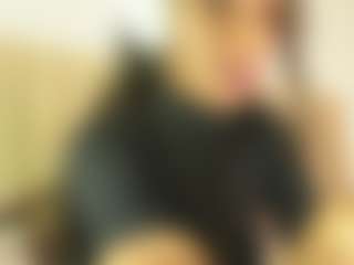 valery-swan MILF webcam performer live streaming