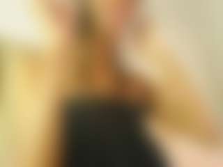 Live cam show with valery-swan - Bedroom on Dolls Live