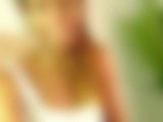 Live cam show with valery-swan - Black MILF on justonemore.cc