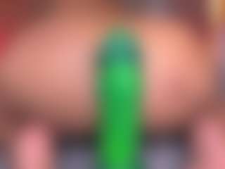 violeta-evanz MILF webcam performer live streaming