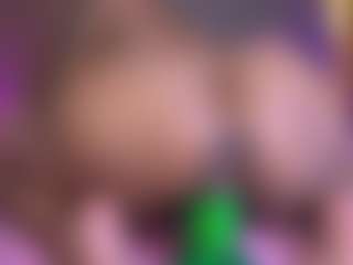 violeta-evanz MILF webcam performer live streaming