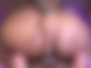 Live cam show with violeta-evanz - Flashing on Gym Cam Girls