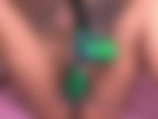 Live cam show with violeta-evanz - Flashing on Camsoda
