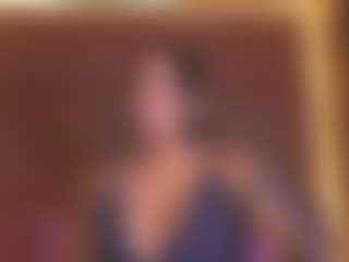 Live cam show with violeta-evanz - Flashing on Fling VIP Chat
