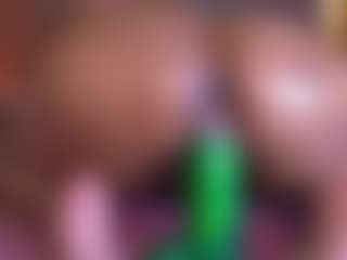violeta-evanz MILF webcam performer live streaming