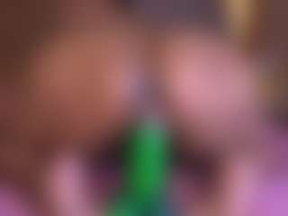 violeta-evanz MILF webcam performer live streaming