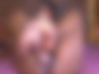 violeta-evanz MILF webcam performer live streaming
