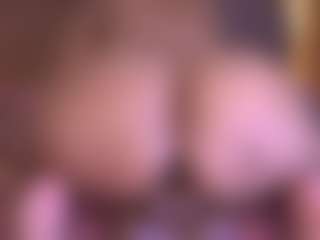 Live cam show with violeta-evanz - Squirt on Camsoda