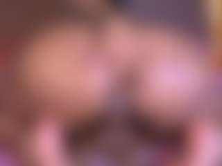 violeta-evanz MILF webcam performer live streaming