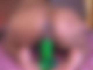 violeta-evanz MILF webcam performer live streaming