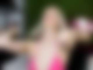 miabeex's Live Sex Cam Show