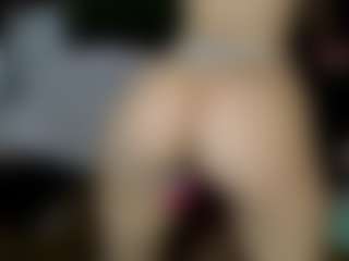 miabeex's Live Sex Cam Show