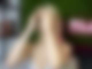miabeex's Live Sex Cam Show