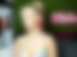 miabeex's Live Sex Cam Show