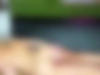 miabeex's Live Sex Cam Show